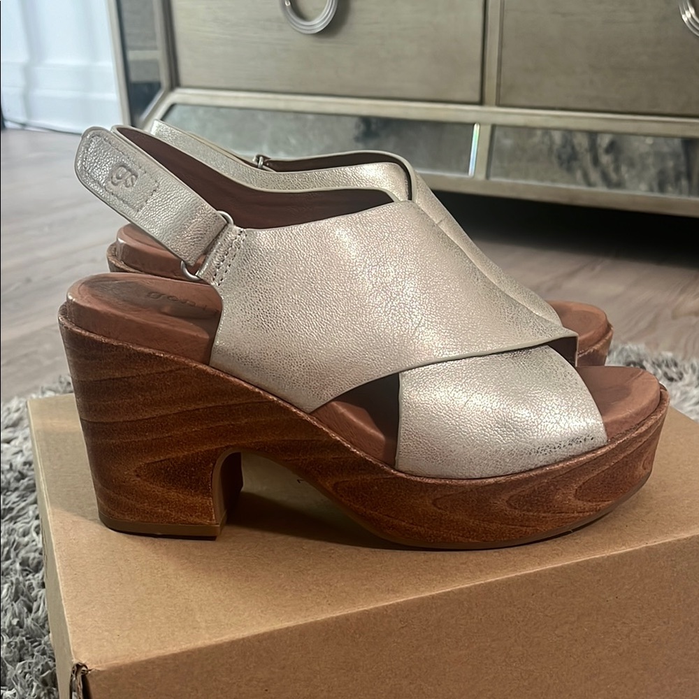 GENTLE SOULS DANI SLINGBACK PLATFORM SANDAL - ICE METALLIC